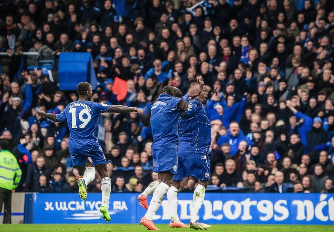 沉浸式逃生VR体验：虚拟现实与极限生存挑战的融合(图1)